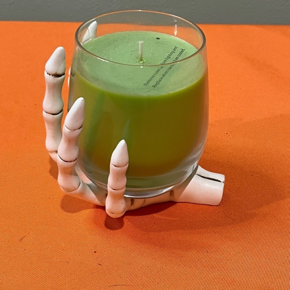 Green Candle in Skeleton Hand Holder - Picture 1 of 13